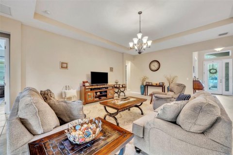 Villa ou maison à vendre à DeLand, Floride: 3 chambres, 236.34 m2 № 1909740 - photo 10