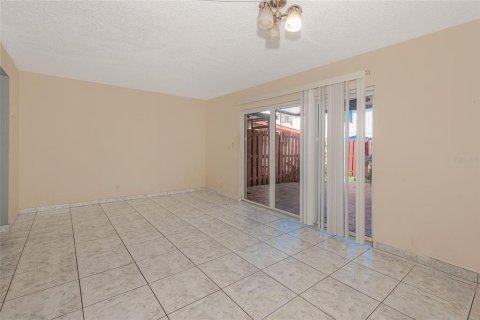 Adosado en venta en Fort Lauderdale, Florida, 3 dormitorios, 119.84 m2 № 2116020 - foto 18