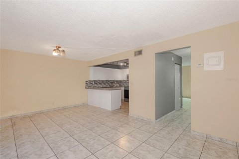 Adosado en venta en Fort Lauderdale, Florida, 3 dormitorios, 119.84 m2 № 2116020 - foto 19