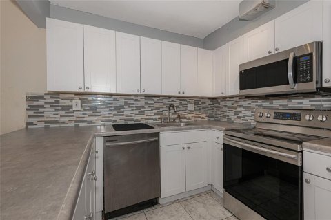 Adosado en venta en Fort Lauderdale, Florida, 3 dormitorios, 119.84 m2 № 2116020 - foto 6
