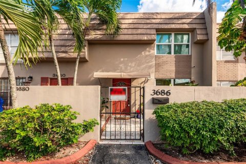Touwnhouse à Fort Lauderdale, Floride 3 chambres, 119.84 m2 № 2116020