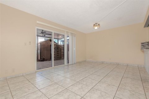 Adosado en venta en Fort Lauderdale, Florida, 3 dormitorios, 119.84 m2 № 2116020 - foto 22