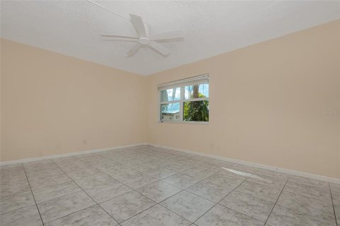 Adosado en venta en Fort Lauderdale, Florida, 3 dormitorios, 119.84 m2 № 2116020 - foto 14