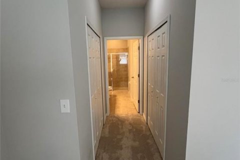 Купить кондоминиум в Сарасота, Флорида 8 комнат, 112.41м2, № 2258619 - фото 17