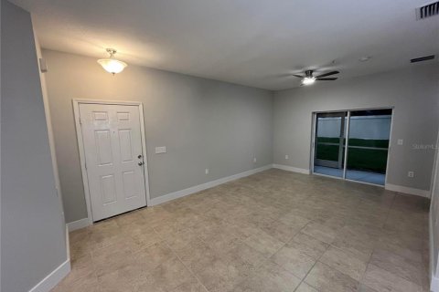 Купить кондоминиум в Сарасота, Флорида 8 комнат, 112.41м2, № 2258619 - фото 13