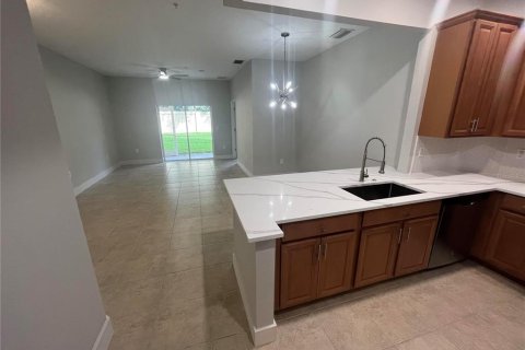 Купить кондоминиум в Сарасота, Флорида 8 комнат, 112.41м2, № 2258619 - фото 8