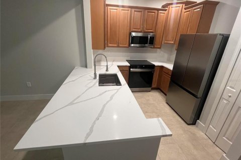 Купить кондоминиум в Сарасота, Флорида 8 комнат, 112.41м2, № 2258619 - фото 9