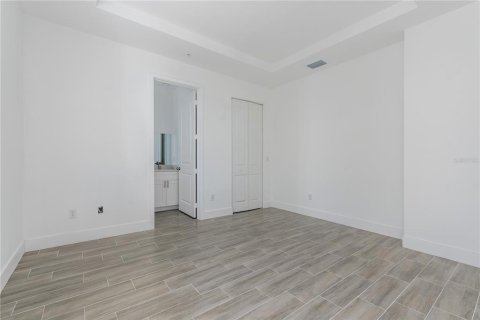 Immobilier commercial à vendre à Rotonda, Floride: 9 chambres, 97.27 m2 № 1419538 - photo 21