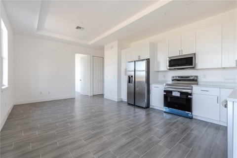 Immobilier commercial à vendre à Rotonda, Floride: 9 chambres, 97.27 m2 № 1419538 - photo 24