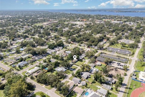 Villa ou maison à vendre à Bradenton, Floride: 2 chambres, 91.42 m2 № 1911094 - photo 17