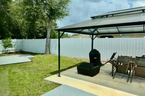 Villa ou maison à vendre à Ocala, Floride: 3 chambres, 130.81 m2 № 2219898 - photo 4