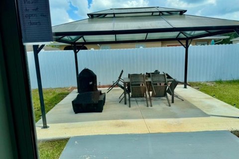 Villa ou maison à vendre à Ocala, Floride: 3 chambres, 130.81 m2 № 2219898 - photo 3