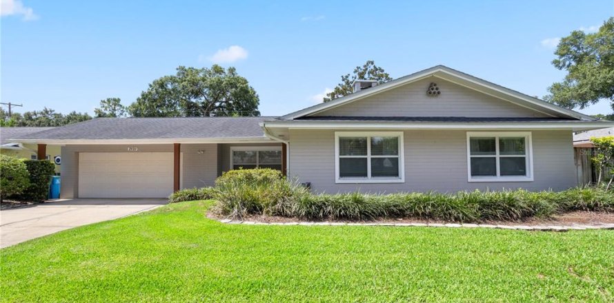 Casa en Maitland, Florida 3 dormitorios, 202.06 m2 № 2119579