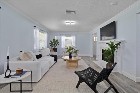 Casa en venta en Maitland, Florida, 3 dormitorios, 202.06 m2 № 2119579 - foto 6