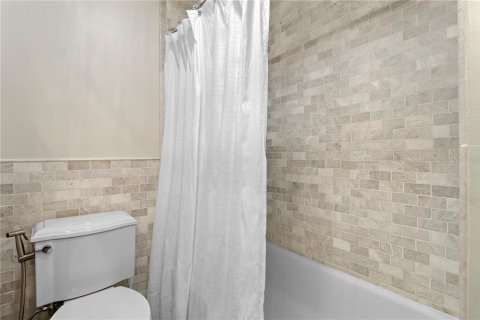 Casa en venta en Maitland, Florida, 3 dormitorios, 202.06 m2 № 2119579 - foto 30