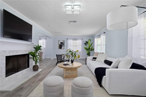 Casa en venta en Maitland, Florida, 3 dormitorios, 202.06 m2 № 2119579 - foto 5