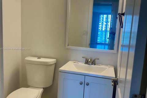 Copropriété à vendre à Sunny Isles Beach, Floride: 1 chambre, 92.07 m2 № 1967699 - photo 10