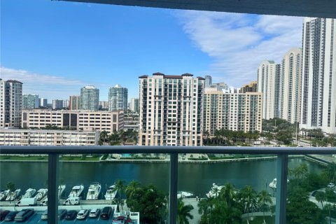 Copropriété à vendre à Sunny Isles Beach, Floride: 1 chambre, 92.07 m2 № 1967699 - photo 27