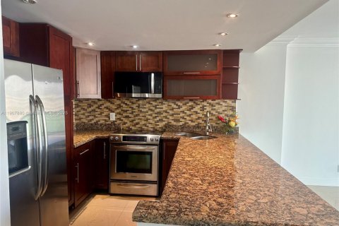 Copropriété à vendre à Sunny Isles Beach, Floride: 1 chambre, 92.07 m2 № 1967699 - photo 5