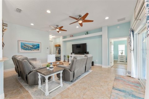 Villa ou maison à vendre à Oxford, Floride: 3 chambres, 178 m2 № 1760362 - photo 8