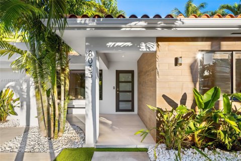 Купить виллу или дом в Майами-Бич, Флорида 4 спальни, 228.08м2, № 2055168 - фото 5