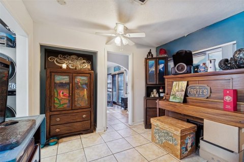 Casa en venta en Saint Petersburg, Florida, 4 dormitorios, 139.35 m2 № 2123278 - foto 28