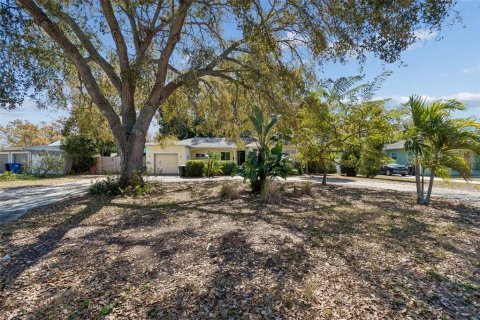 Casa en venta en Saint Petersburg, Florida, 4 dormitorios, 139.35 m2 № 2123278 - foto 20