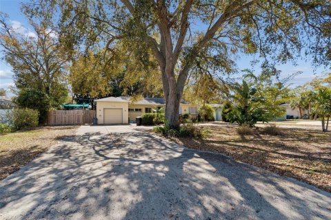 Casa en venta en Saint Petersburg, Florida, 4 dormitorios, 139.35 m2 № 2123278 - foto 21