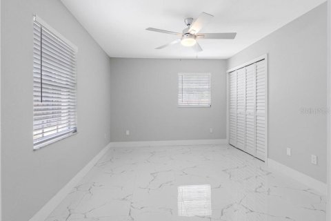 House in Tampa, Florida 3 bedrooms, 144.93 sq.m. № 1822382 - photo 25