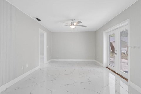 House in Tampa, Florida 3 bedrooms, 144.93 sq.m. № 1822382 - photo 22