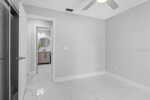 House in Tampa, Florida 3 bedrooms, 144.93 sq.m. № 1822382 - photo 23