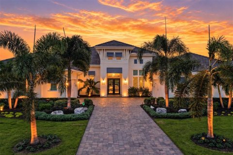 Casa en venta en Lakewood Ranch, Florida, 4 dormitorios, 415.92 m2 № 2429106 - foto 2