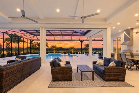 Casa en venta en Lakewood Ranch, Florida, 4 dormitorios, 415.92 m2 № 2429106 - foto 9