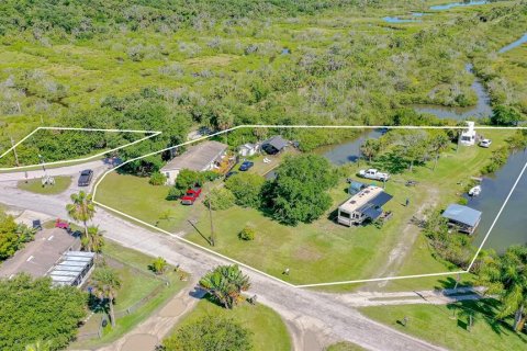 Terreno en venta en Oak Hill, Florida № 1217927 - foto 3