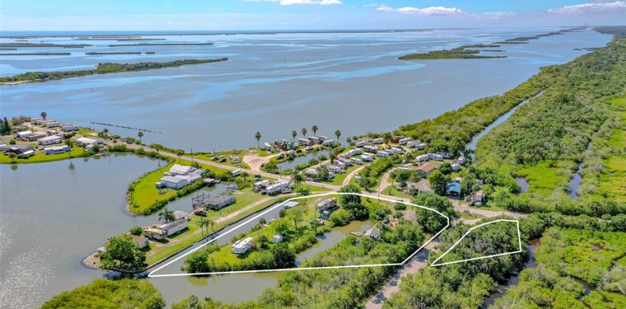 Terreno en Oak Hill, Florida № 1217927