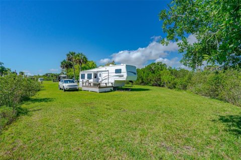 Terreno en venta en Oak Hill, Florida № 1217927 - foto 18