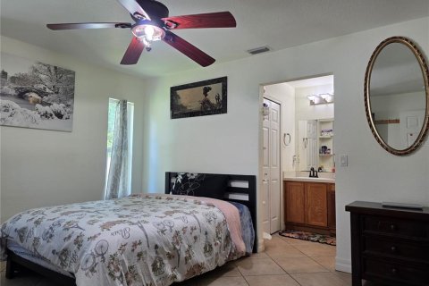 Villa ou maison à vendre à North Port, Floride: 3 chambres, 120.49 m2 № 2216094 - photo 6