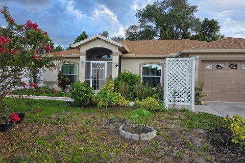 Villa ou maison à vendre à North Port, Floride: 3 chambres, 120.49 m2 № 2216094 - photo 4