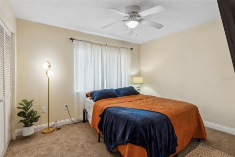 Condo in Gainesville, Florida, 2 bedrooms  № 2142727 - photo 10