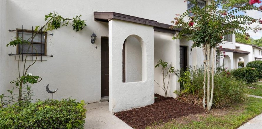 Condo in Gainesville, Florida, 2 bedrooms  № 2142727