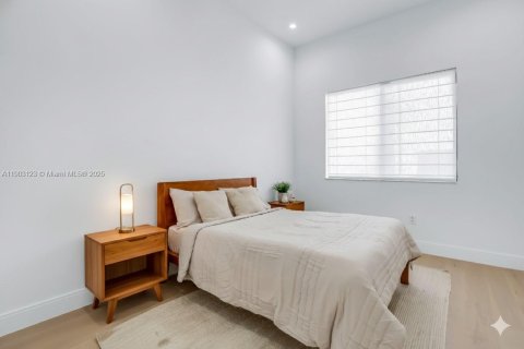 Casa en venta en Doral, Florida, 4 dormitorios, 230.12 m2 № 1964744 - foto 29