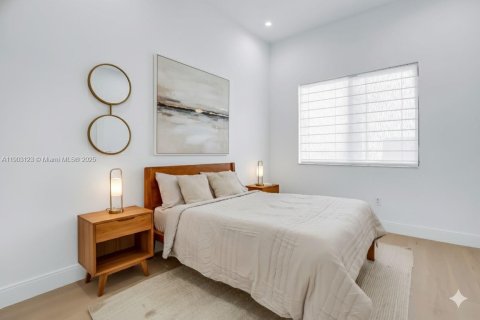 Casa en venta en Doral, Florida, 4 dormitorios, 230.12 m2 № 1964744 - foto 24