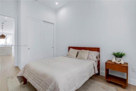 Casa en venta en Doral, Florida, 4 dormitorios, 230.12 m2 № 1964744 - foto 25