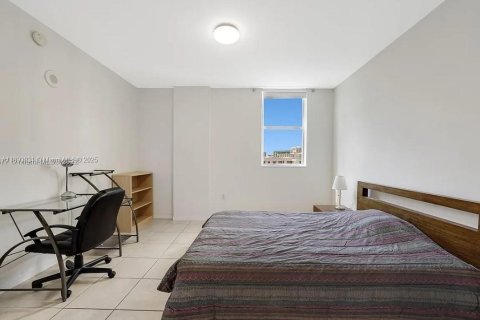 Copropriété à louer à Miami, Floride: 2 chambres, 70.98 m2 № 1945696 - photo 6