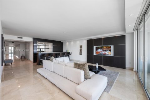 Condominio en alquiler en Aventura, Florida, 3 dormitorios, 303.23 m2 № 2041508 - foto 5