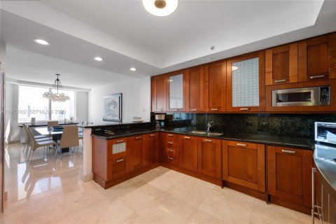 Condominio en alquiler en Aventura, Florida, 3 dormitorios, 303.23 m2 № 2041508 - foto 20