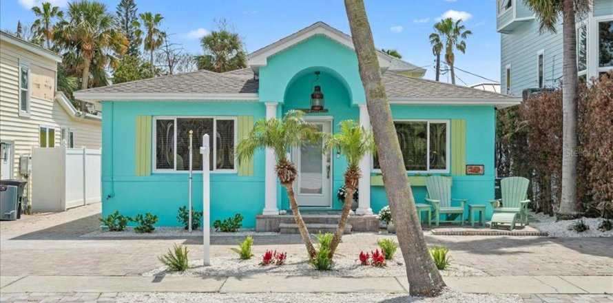 Villa ou maison à Saint Pete Beach, Floride 2 chambres, 137.5 m2 № 1591087