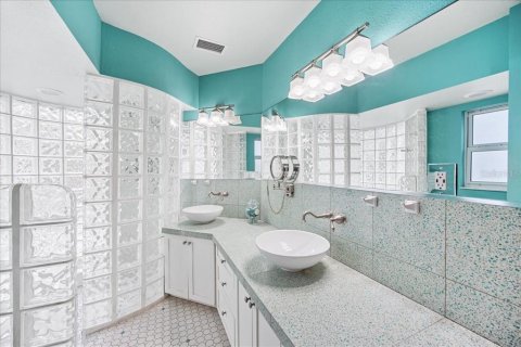 Villa ou maison à vendre à Saint Pete Beach, Floride: 2 chambres, 137.5 m2 № 1591087 - photo 18