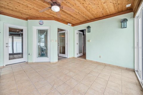 Villa ou maison à vendre à Saint Pete Beach, Floride: 2 chambres, 137.5 m2 № 1591087 - photo 25