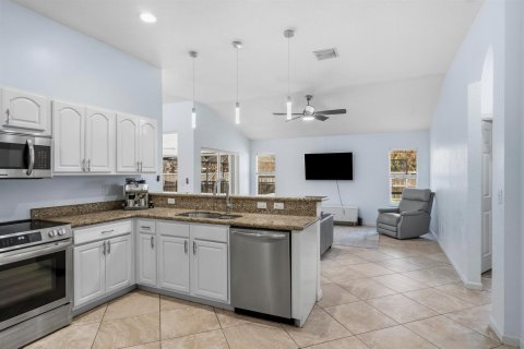 Casa en venta en Port St. Lucie, Florida, 4 dormitorios, 197.32 m2 № 2078739 - foto 19